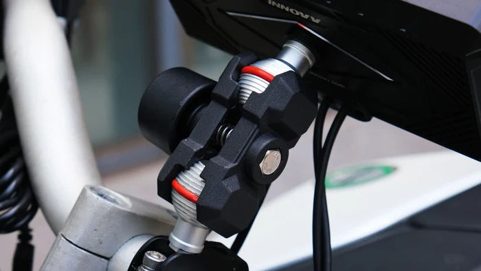 INNOVV N2 motorcycle display mount 6cm connecting arm real installation