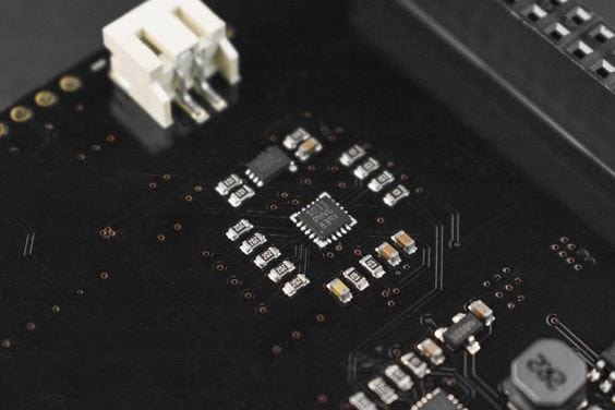 Raspberry Pi UPS HAT [Discontinued] by DFRobot - The Pi Hut